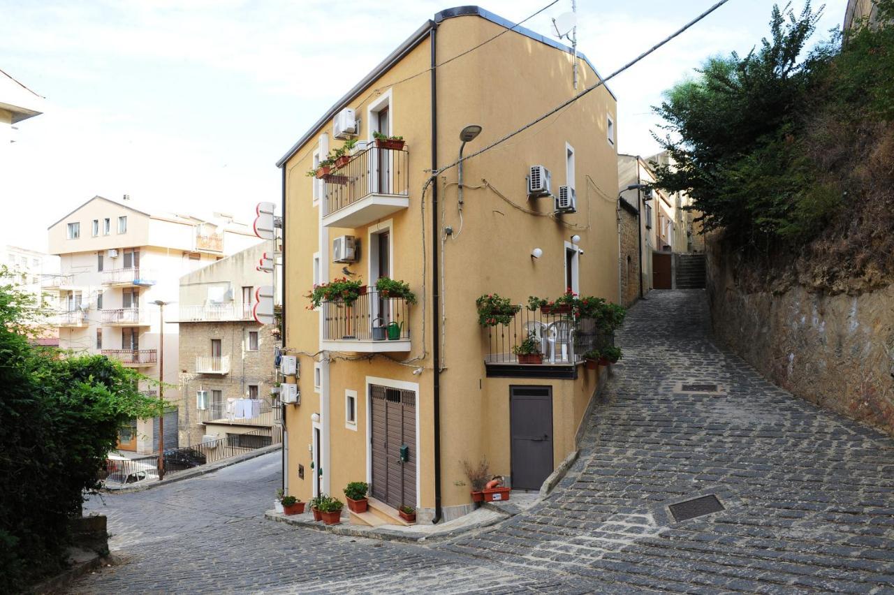 La Regina Di Saba Bed and Breakfast Piazza Armerina Buitenkant foto