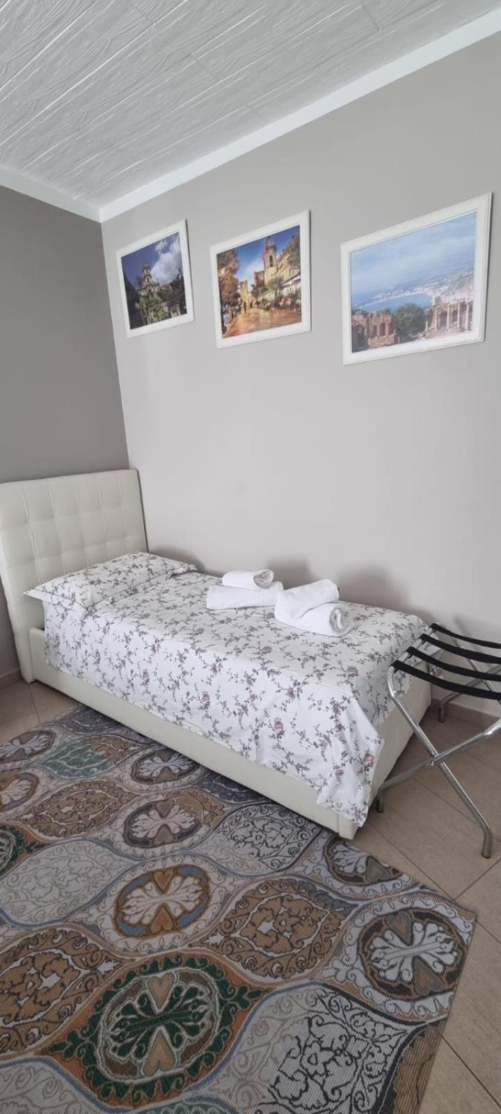 La Regina Di Saba Bed and Breakfast Piazza Armerina Buitenkant foto