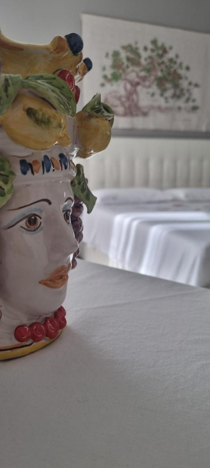 La Regina Di Saba Bed and Breakfast Piazza Armerina Buitenkant foto